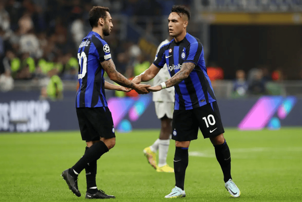 国际米兰冬窗无动作，奥西利奥坚持不引援，三大暗流潜藏涌动？（国米冬窗按兵不动：奥西利奥拒引援，三股暗潮涌动？）