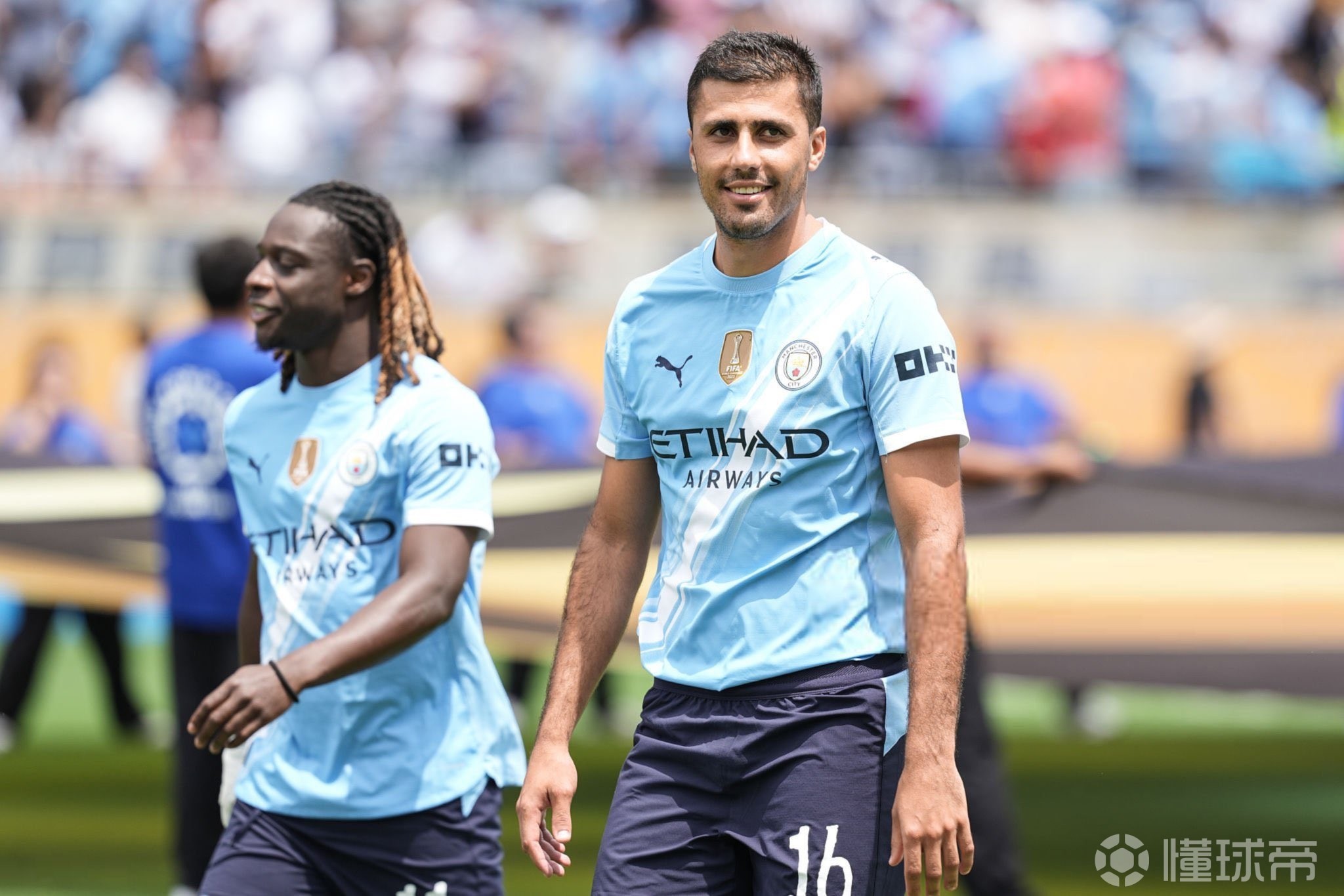 惨不忍睹！快船背靠背0胜5负，关键时刻比赛2胜9负（状态堪忧：快船背靠背0-5告负，关键时刻仅2胜9负）